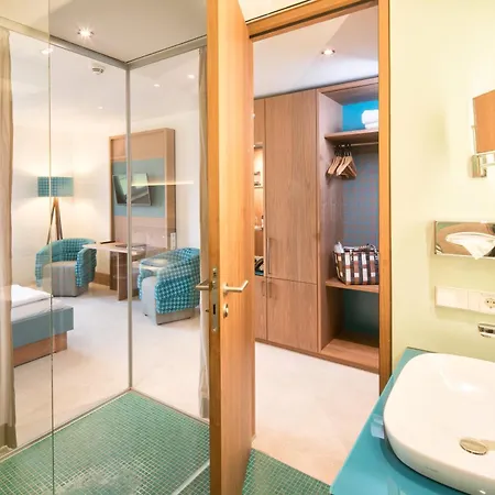 Bornmuehle Hotel 4*